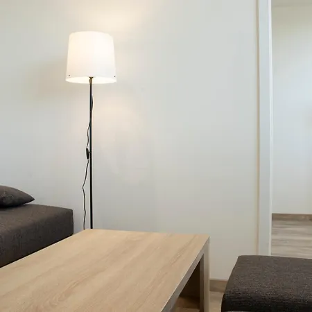 Utulny Pobliz Shopping Parku Apartman